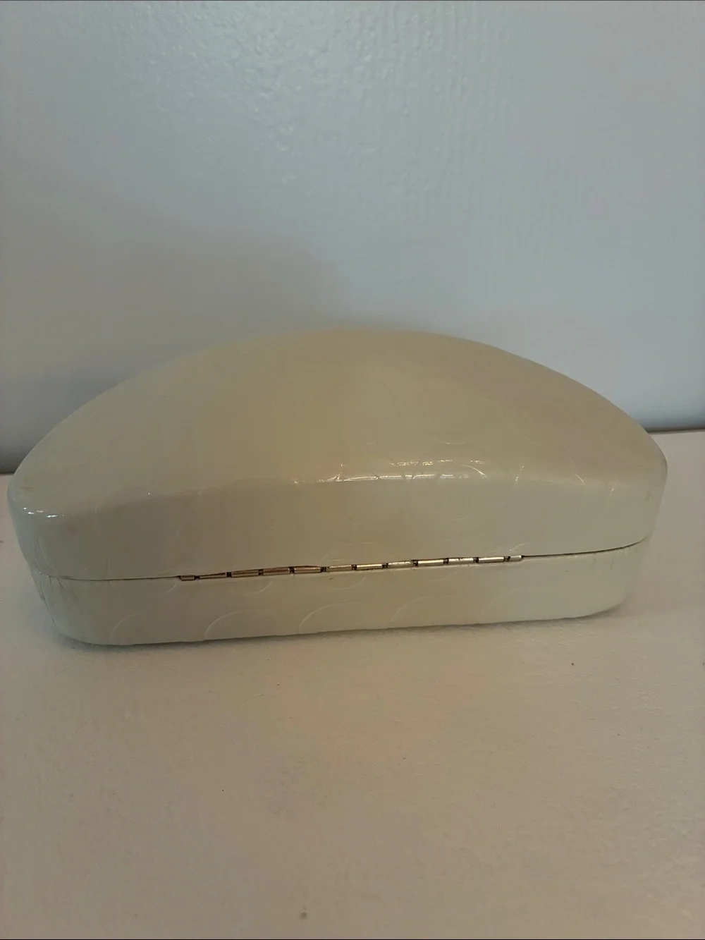 Coach Cream Eyewear Case with brown Cleaning Cloth
